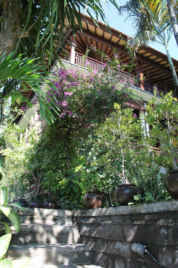Villa Bukit Malas آميدْ المظهر الخارجي الصورة
