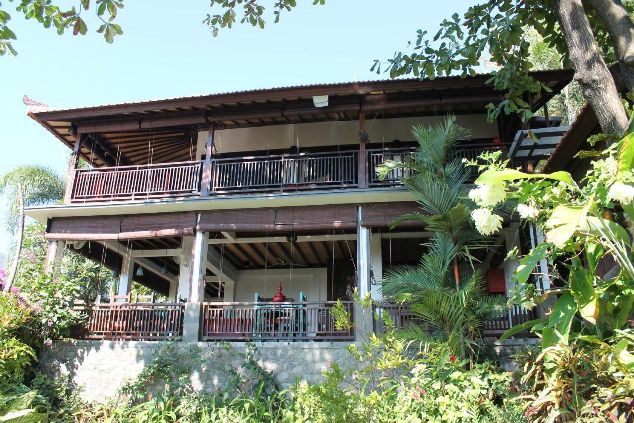 Villa Bukit Malas آميدْ المظهر الخارجي الصورة