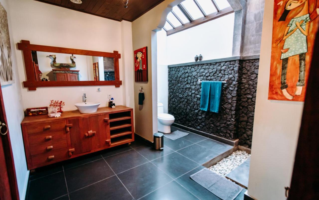 Villa Bukit Malas آميدْ المظهر الخارجي الصورة